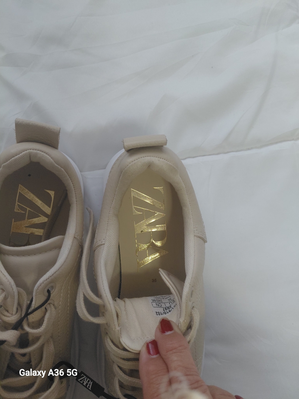 ZARA  Woman Cream Casual Sneakers - Lightweight Everyday Shoe